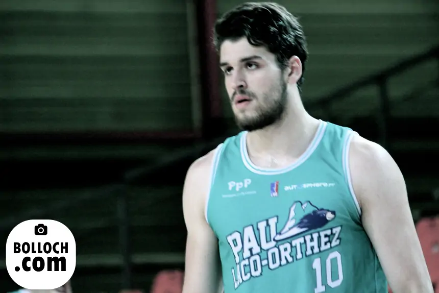 Entretien avec Ivan Bédé, l’humoriste basketteur qui fait le buzz